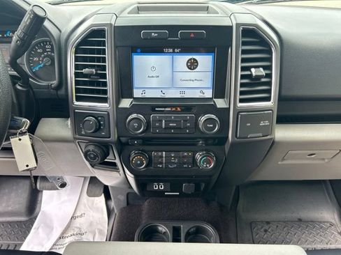 Used 2016 Ford F150 XLT w/ Equipment Group 302A Luxury AWD/4WD image 40