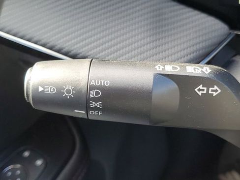 New 2026 Nissan Kicks SR w/ Cold Weather Package image 15