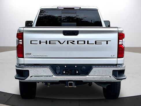 Used 2022 Chevrolet Silverado 2500 LT w/ Convenience Package AWD/4WD image 8