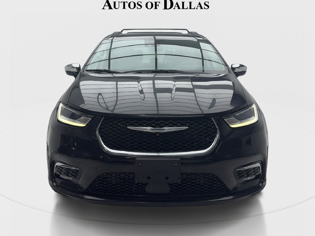 Used 2022 Chrysler Pacifica Limited FWD image 4