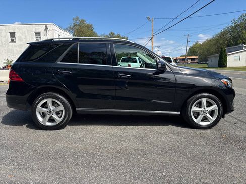 Used 2018 Mercedes-Benz GLE 350 4MATIC w/ Premium 2 Package image 10