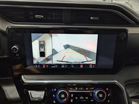 Used 2024 GMC Sierra 1500 Denali w/ Denali Reserve Package AWD/4WD image 29
