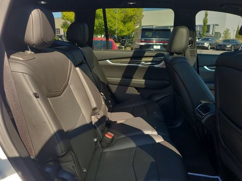 Used 2021 Cadillac XT6 Sport w/ LPO, ONYX Package AWD/4WD image 19