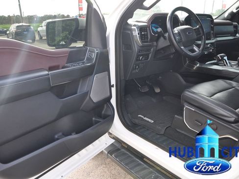 Used 2023 Ford F150 Lariat AWD/4WD image 11
