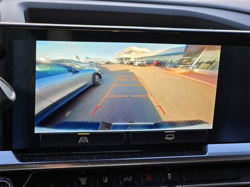 Used 2024 Chevrolet Silverado 2500 LT image 15