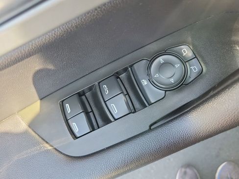 Used 2020 Chevrolet Blazer LT image 20