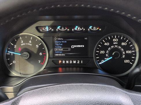 Used 2017 Ford F150 XLT w/ Equipment Group 302A Luxury image 11