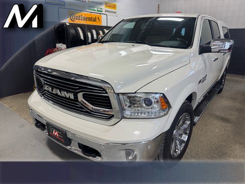 Used 2017 RAM 1500 Limited image 1