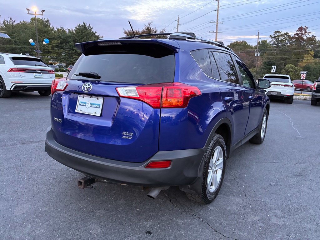 Used 2014 Toyota RAV4 XLE AWD/4WD image 7