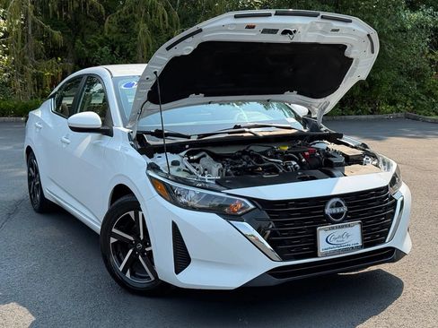 Used 2024 Nissan Sentra SV FWD image 36