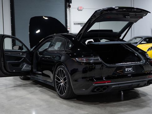 Used 2021 Porsche Panamera Turbo S image 41
