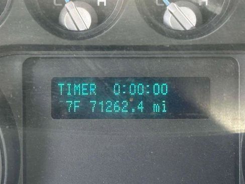 Used 2014 Ford F550 4x4 Regular Cab Super Duty image 16