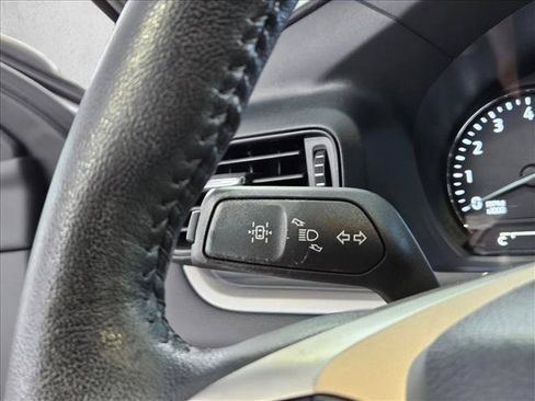 Used 2023 Ford Explorer XLT RWD image 18