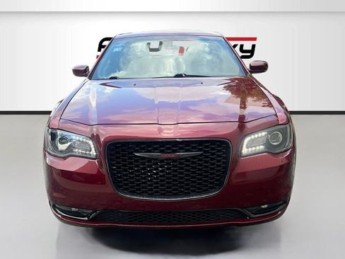 Used 2023 Chrysler 300 S RWD image 2