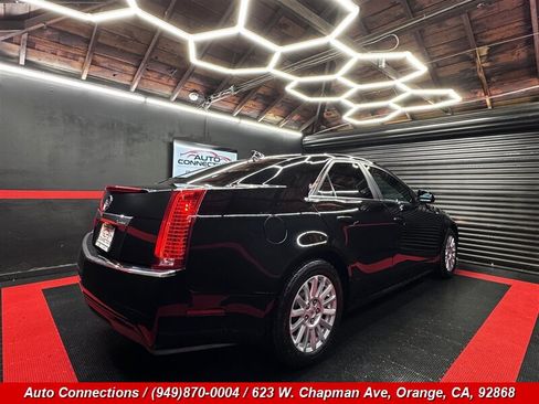 Used 2011 Cadillac CTS Sedan RWD image 3