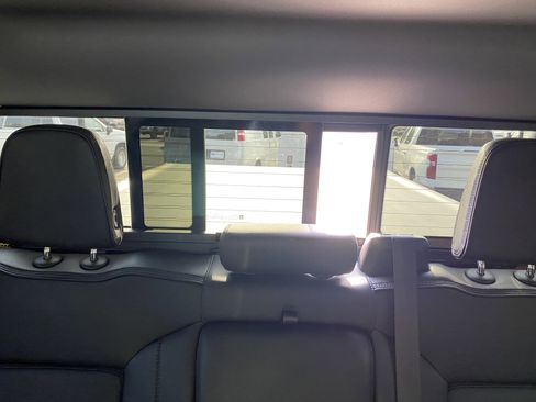 Used 2024 GMC Sierra 2500 Denali w/ Denali Reserve Package image 36