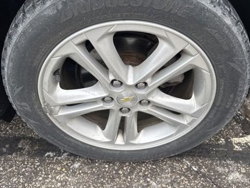 Used 2017 Chevrolet Cruze LT image 12