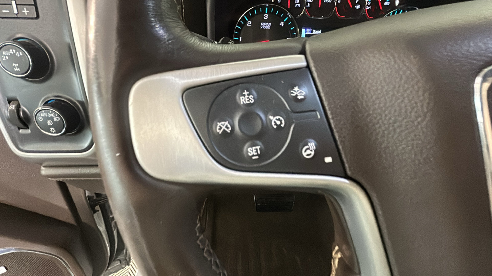 Used 2017 GMC Sierra 1500 SLT AWD/4WD image 19