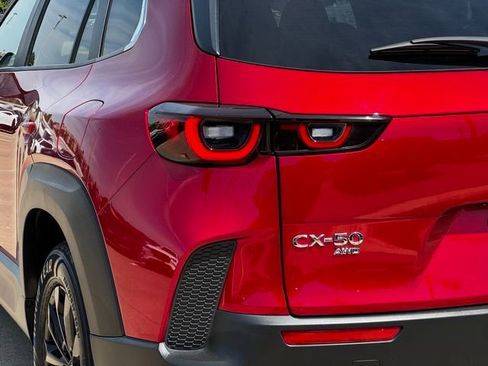 Used 2025 MAZDA CX-50 AWD 2.5 S w/ Premium Package image 7