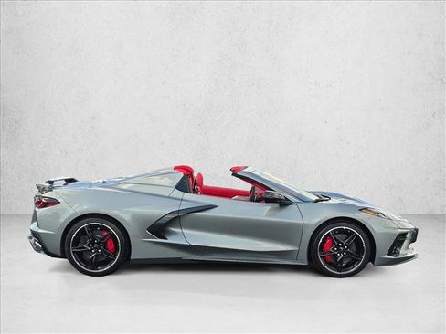 Used 2023 Chevrolet Corvette Stingray Premium Conv w/ Z51 Performance Package RWD image 4