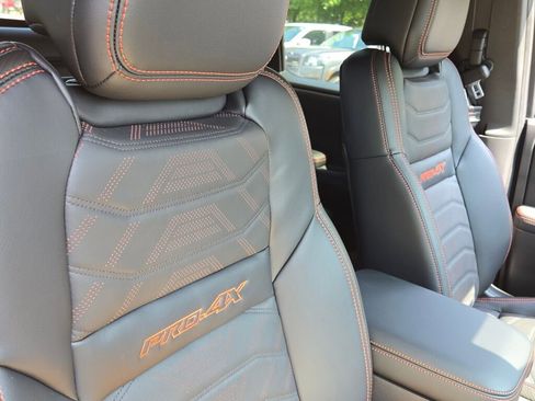 New 2025 Nissan Frontier PRO-4X w/ Pro Premium Package image 7