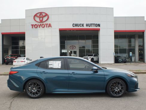 Used 2026 Toyota Camry XSE w/ Premium Plus Package FWD image 1