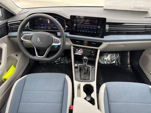 New 2026 Volkswagen Jetta SE image 25