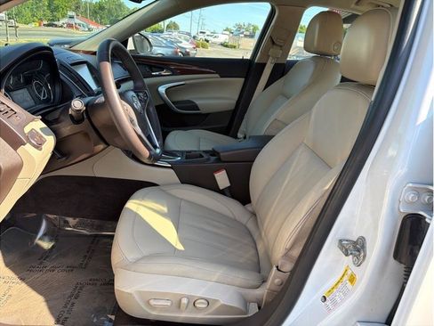 Used 2016 Buick Regal FWD image 10
