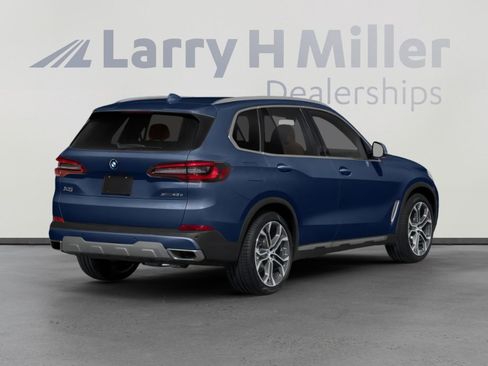 Used 2023 BMW X5 xDrive45e w/ Executive Package AWD/4WD image 2