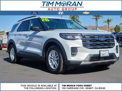Used 2026 Ford Explorer Active RWD image 1