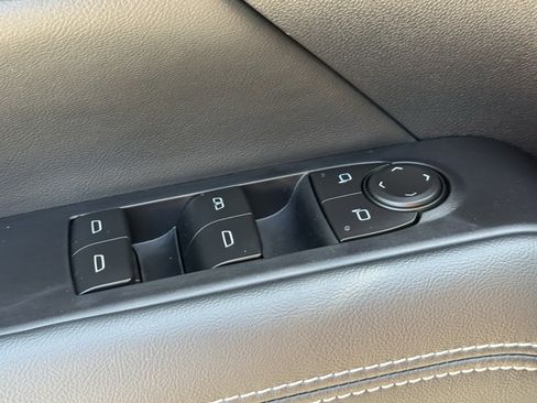 Used 2026 GMC Terrain Elevation w/ Elevation Premium Package FWD image 25