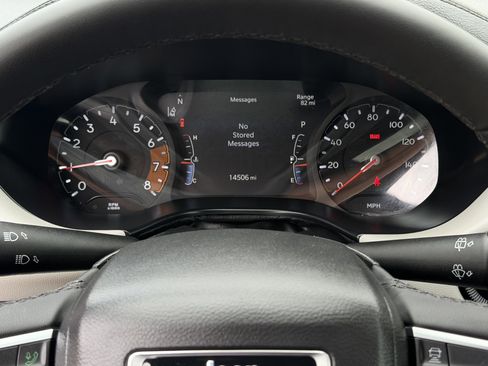 Used 2026 Jeep Compass Limited AWD/4WD image 20