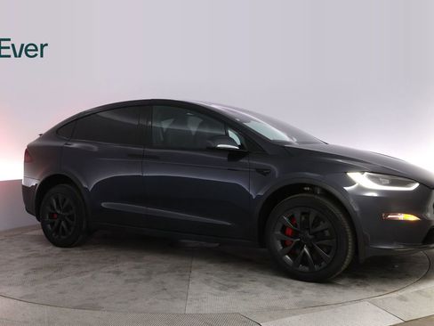 Used 2023 Tesla Model X Plaid image 14