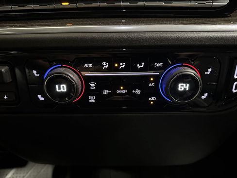 Used 2025 Chevrolet Silverado 1500 LT w/ LPO, Liner Protection Package AWD/4WD image 17