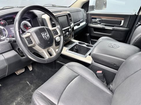 Used 2014 RAM 1500 Laramie w/ Trailer Tow Group AWD/4WD image 9