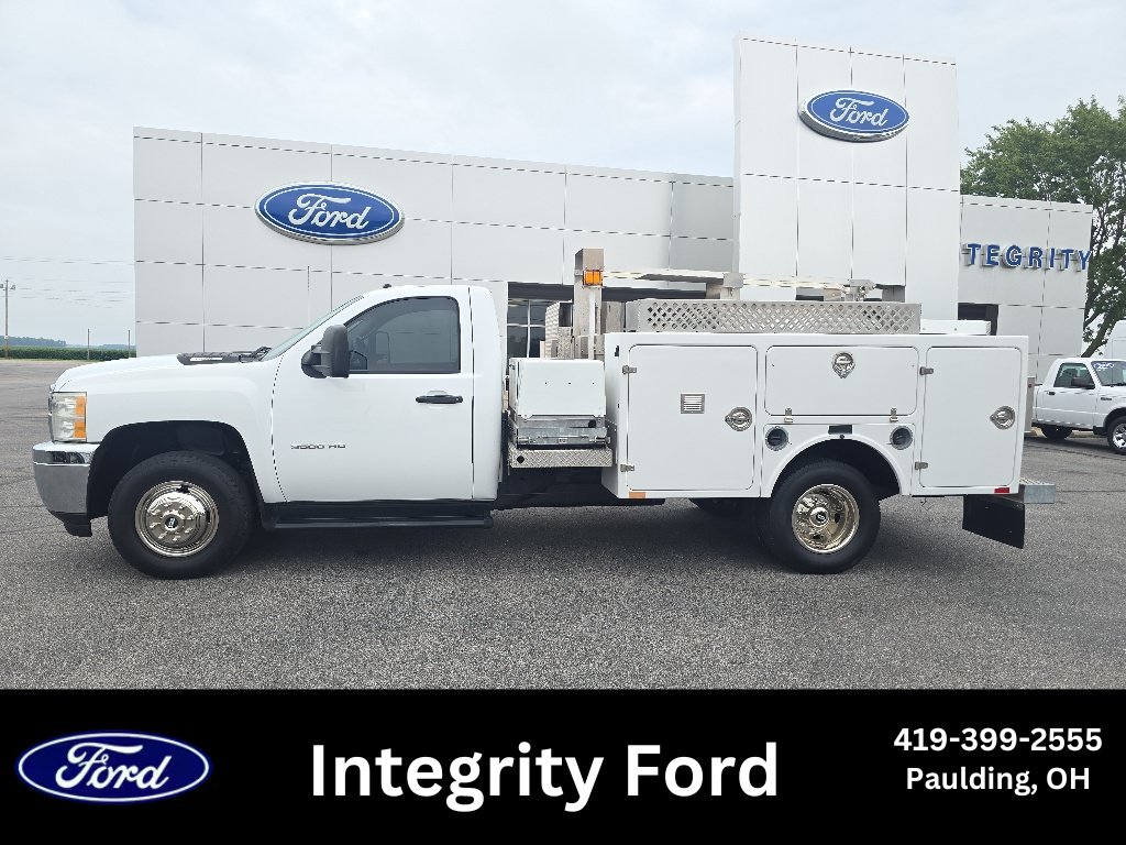 Used 2013 Chevrolet Silverado 3500 W/T RWD image 1