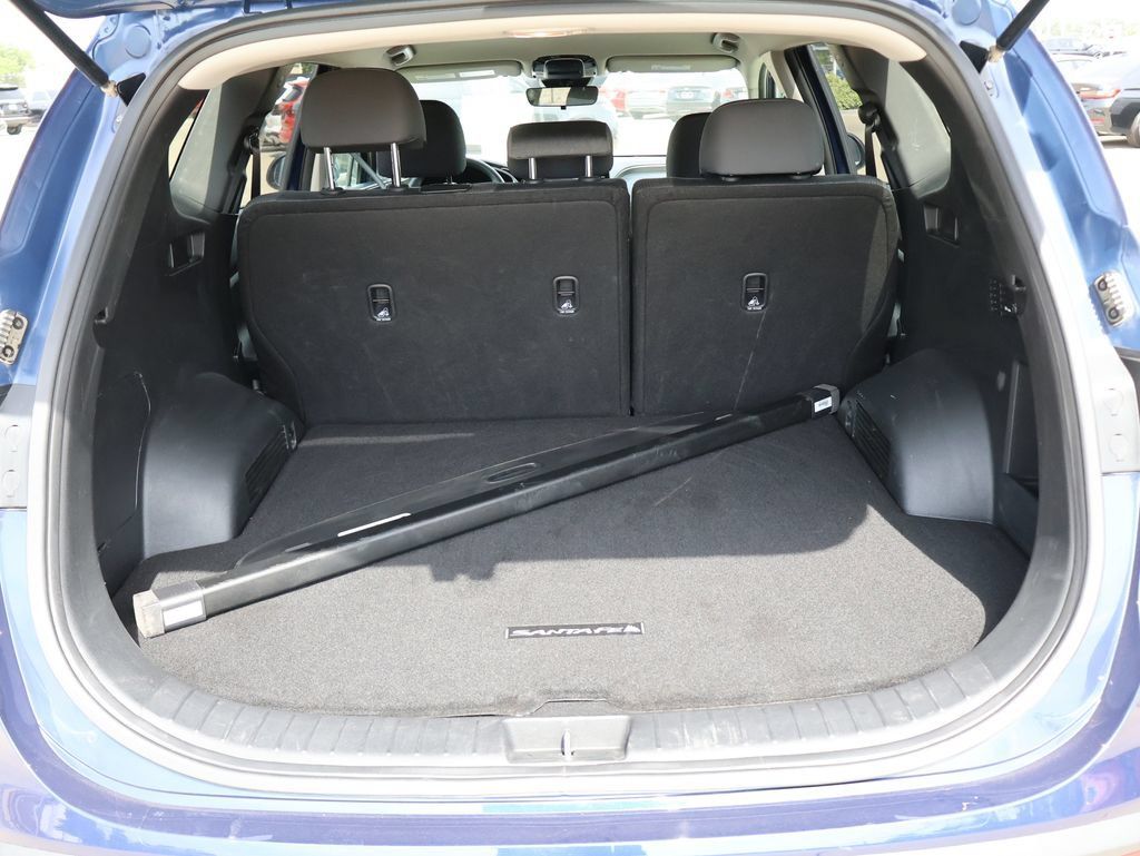 Used 2023 Hyundai Santa Fe SE FWD image 17