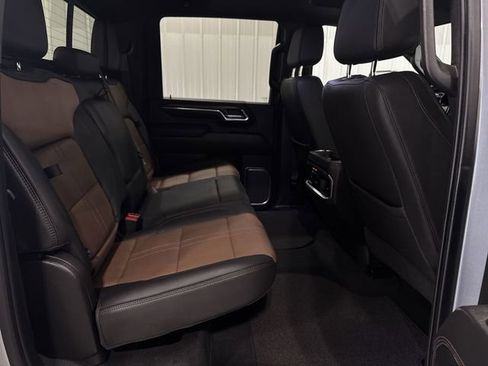 Used 2024 Chevrolet Silverado 3500 High Country w/ High Country Premium Package image 26