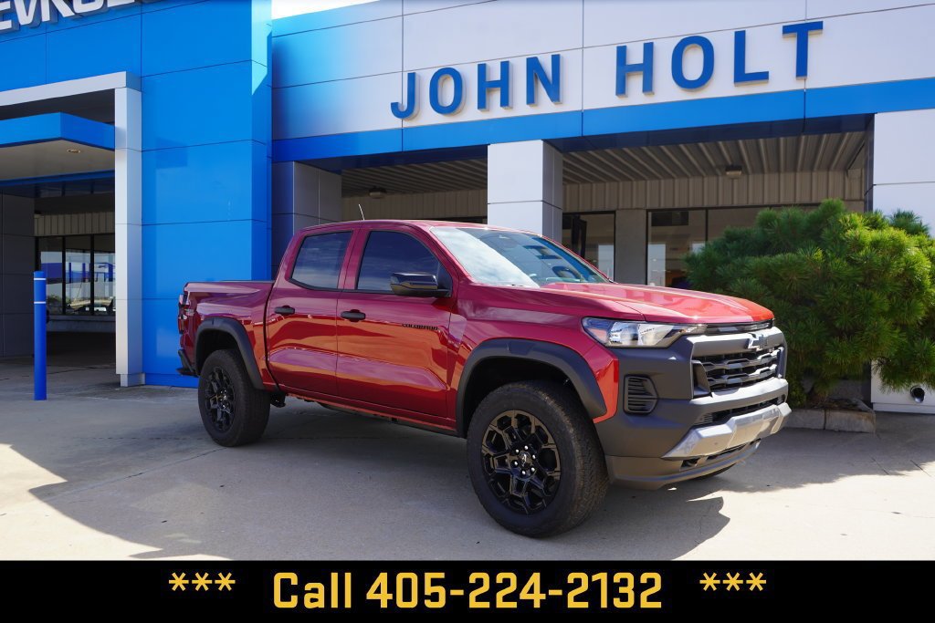 New 2026 Chevrolet Colorado Trail Boss AWD/4WD image 2