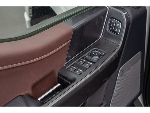 Used 2023 Ford F150 Lariat AWD/4WD image 19