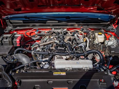 Used 2025 Toyota Tacoma SR image 35