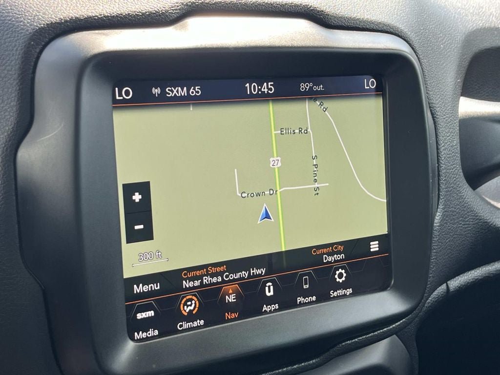 Used 2023 Jeep Renegade Latitude AWD/4WD image 31