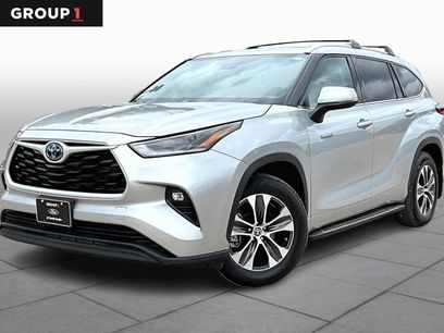 Used 2021 Toyota Highlander XLE