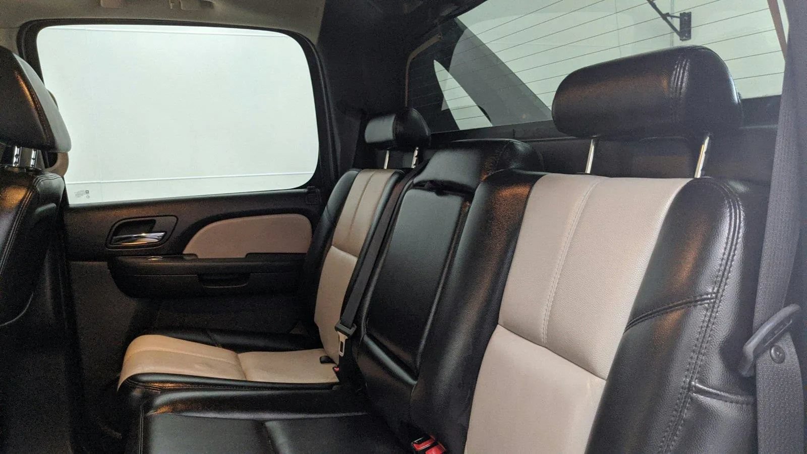 Used 2007 Chevrolet Avalanche LT w/ LT Preferred Equipment Group AWD/4WD image 44