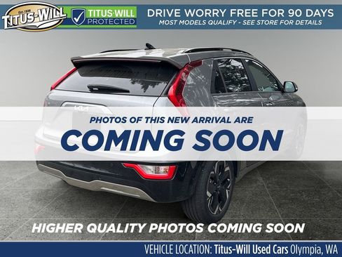 Used 2024 Kia Niro SX image 4