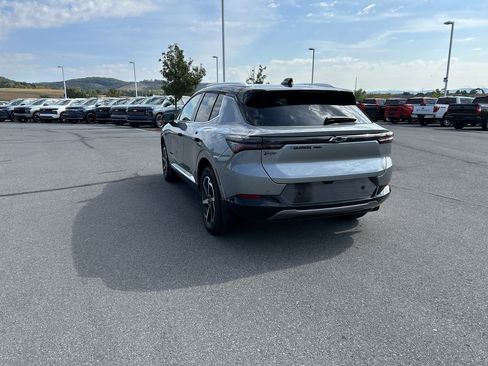 New 2025 Chevrolet Equinox EV LT image 5