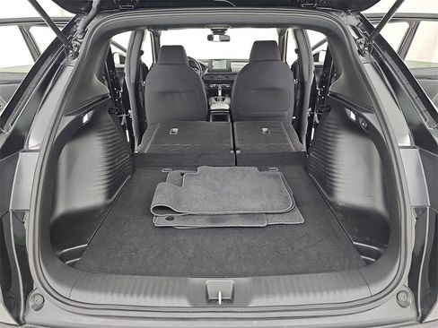 Used 2024 Honda HR-V Sport image 18