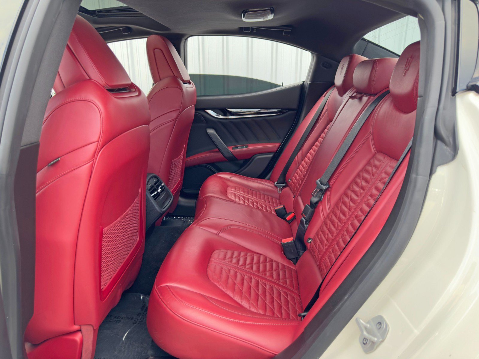 Used 2021 Maserati Ghibli Trofeo RWD image 39