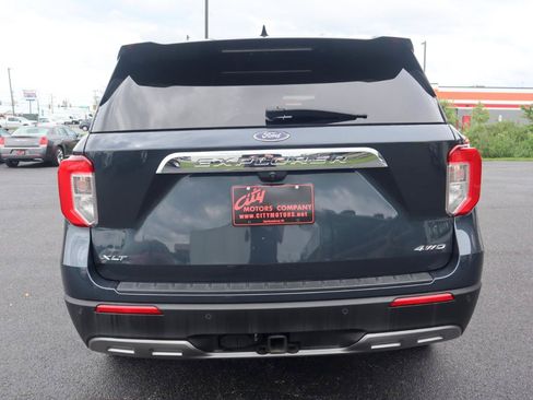 Used 2022 Ford Explorer XLT w/ Equipment Group 202A AWD/4WD image 26