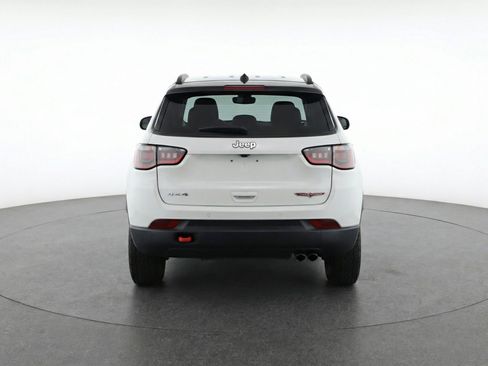 Used 2025 Jeep Compass Trailhawk image 7